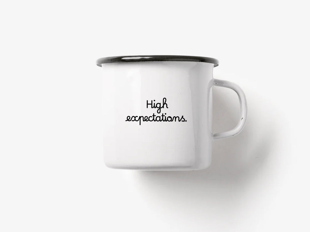 Tasse aus Emaille "High expectations"