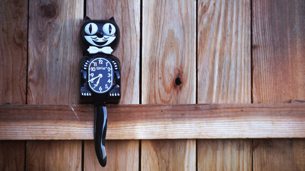Klassische schwarze Kit Cat Klock