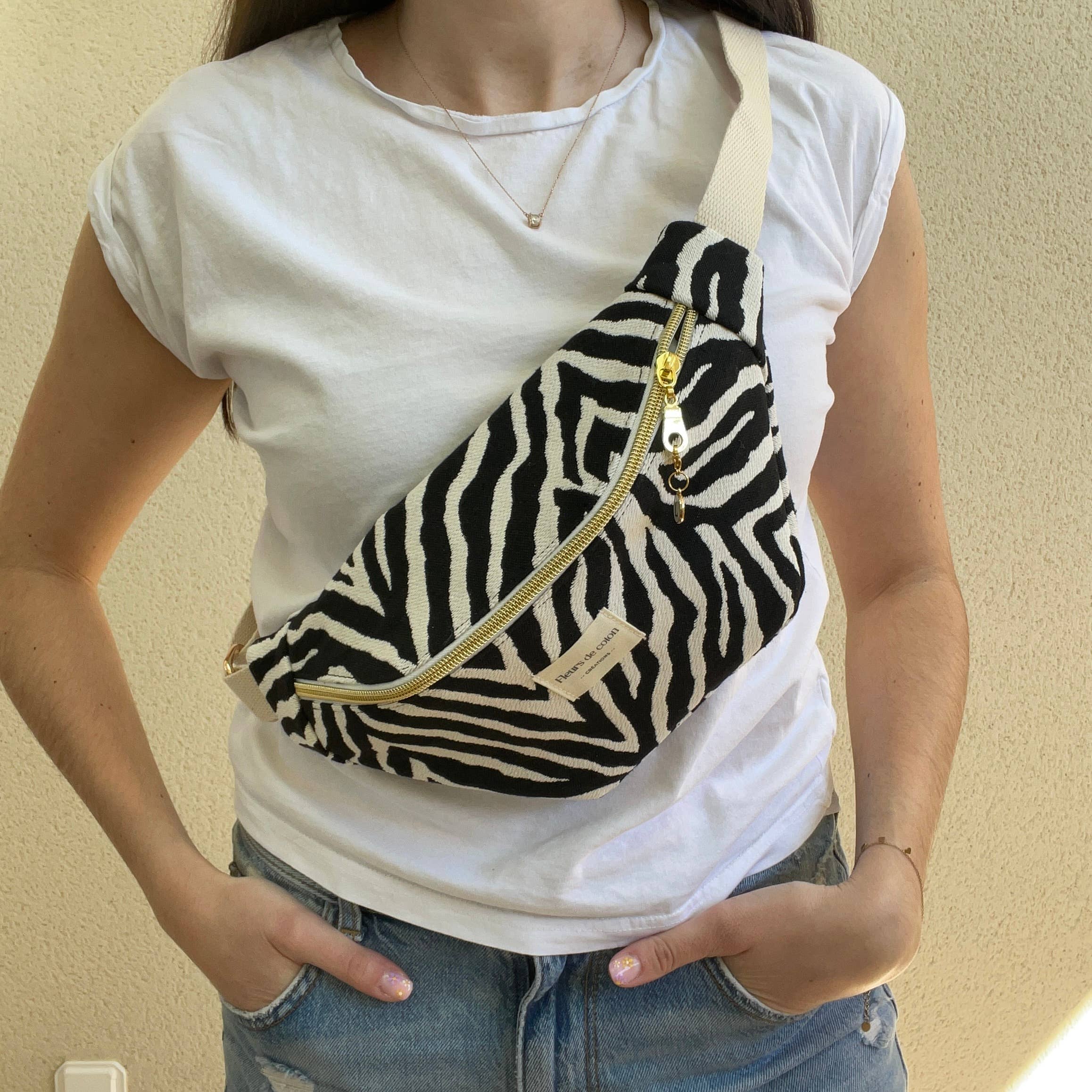 Gürteltasche mit Zebramuster