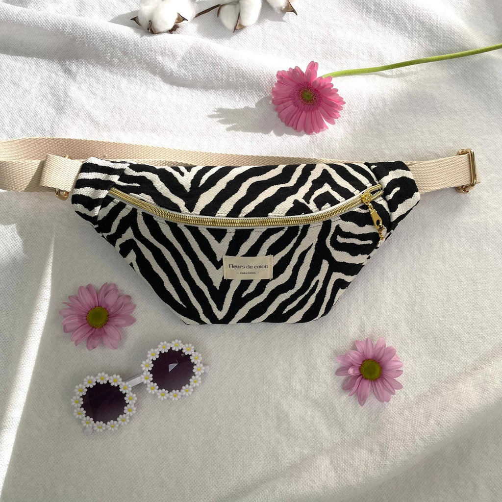 Gürteltasche mit Zebramuster