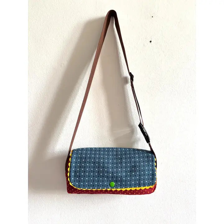 Gürteltasche Blau/Rot