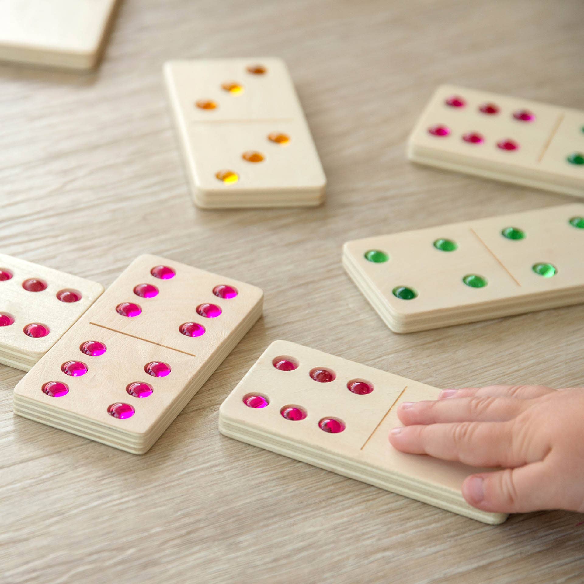 Holzjuwel Domino