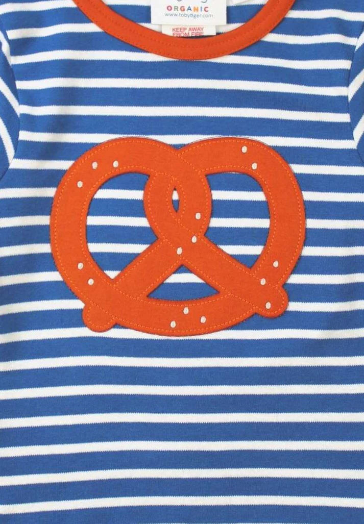 Bio Baumwoll Langarmshirt mit Brezel-Druck